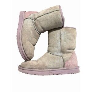 UGG Purple Classic Short II Winter Boots Sheepskin Cozy Warm Size Women's 8